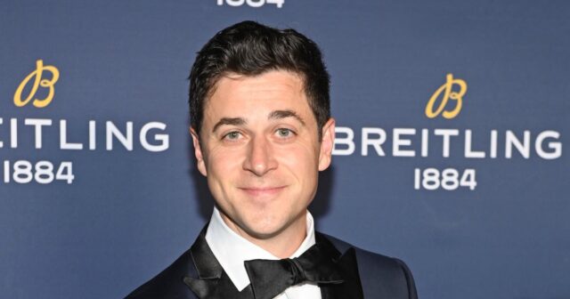 Dan Benson kritisiert „Die Zauberer vom Waverly Place“-Co-Star David Henrie

