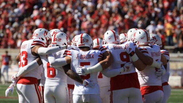 So schauen Sie Nebraska vs. Ohio State Football ohne Kabel

