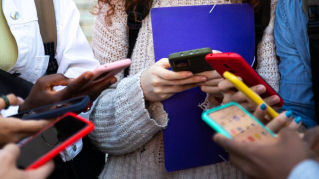 Richter gibt grünes Licht für Schulklagen gegen die Social-Media-Giganten Meta, Google, TikTok und Snap

