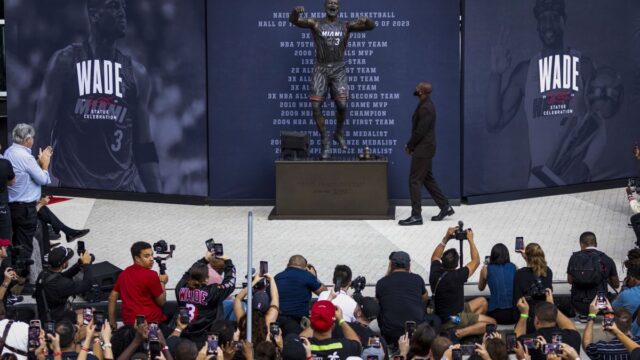 Die Miami-Statue von Dwyane Wade rührt das Internet zu Tränen

