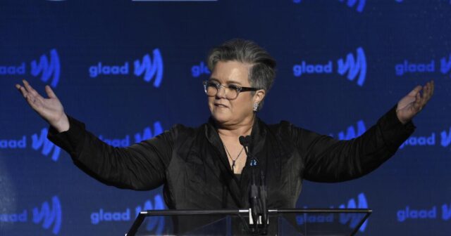 Rosie O'Donnell bezeichnet Sucht nach der drogenbedingten Festnahme ihrer Tochter als „tödliche Krankheit“.

