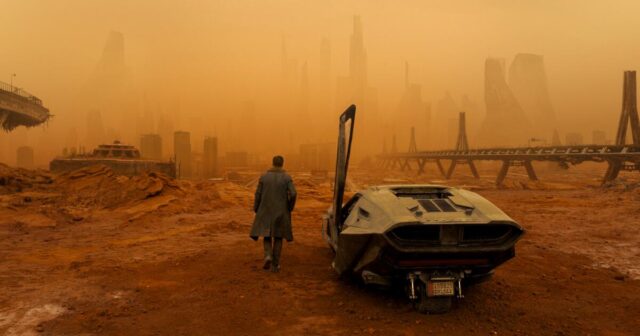 Der Produzent von „Blade Runner 2049“ verklagt Elon Musk und Warner Bros. Discovery wegen der Einführung des Tesla Cybercab

