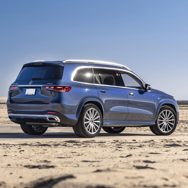 Der 2024 Mercedes Benz AMG GLS 63 Hochleistungs-SUV

