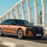 Die vollelektrische RWD-Limousine BMW i7 eDrive50 EV 2024