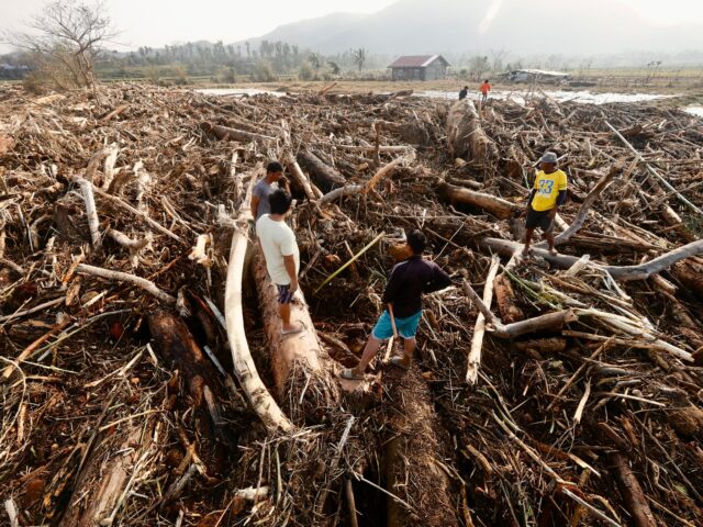 Neuer Sturm trifft die Philippinen, nachdem Taifun Usagi verheerende Schäden angerichtet hat

