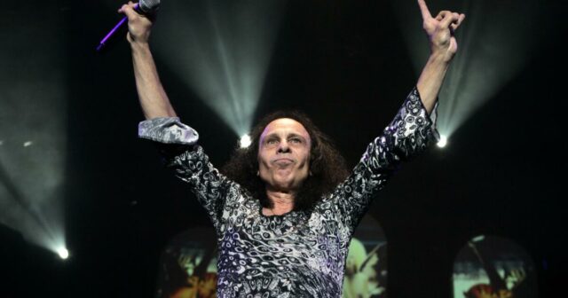 Rocker Ronnie James Dio erinnerte sich an eine Bowling-Spendenaktion für Krebsaufklärung und -forschung

