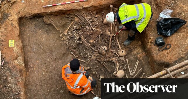 Der 800 Jahre alte Grabhügel von Leicester mit 123 Leichen ist geheimnisvoll

