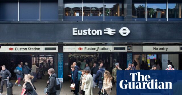 Polizei führt kontrollierte Explosion am Londoner Bahnhof Euston durch

