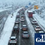 Vier Tote und Flüge gestrichen, da schwerer Schneefall Seoul bedeckt