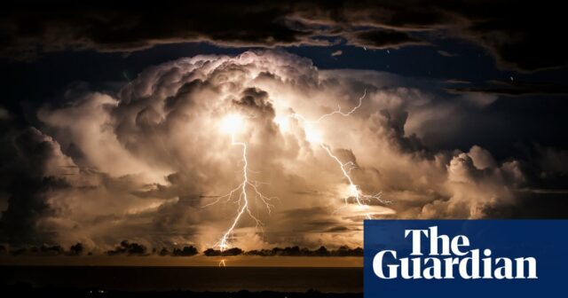 In ganz Australien toben „schwere Sturmtage“, es wird mit Hagel und Millionen von Blitzeinschlägen gerechnet

