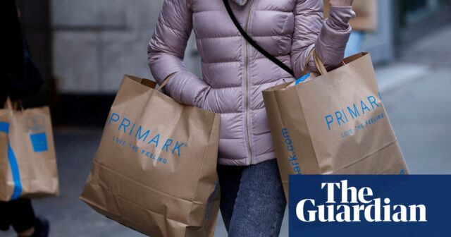 Einzelhändler in Haupteinkaufsstraßen werden die „Last“ der britischen Steuererhöhungen tragen, sagt Primark-Eigentümer

