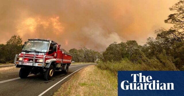 Buschbrände erzwingen Evakuierungen im Westen von Victoria, während wildes Wetter den Südosten Australiens bedroht

