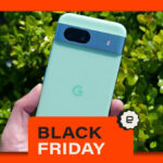 Zu den Black Friday-Angeboten gehört das Google Pixel 8a zum Sonderpreis von 399 US-Dollar