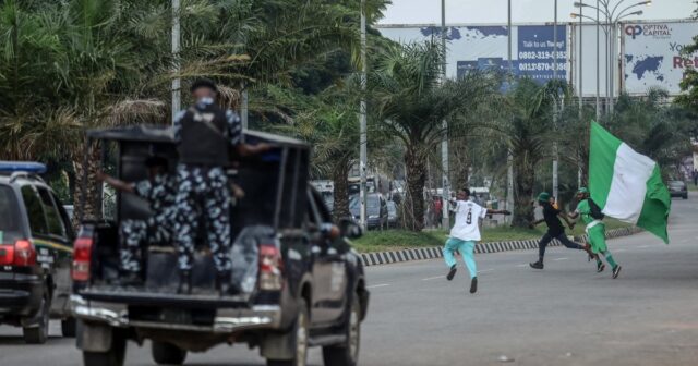 Nigerias Präsident ordnet die Freilassung von Minderjährigen an, denen Proteste vorgeworfen werden

