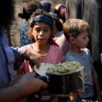 „Unserer Menschenwürde beraubt“: Was es bedeutet, in Gaza hungrig zu sein