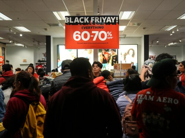 Ängste vor Trump-Zöllen treiben Käufer zu Black-Friday-Angeboten

