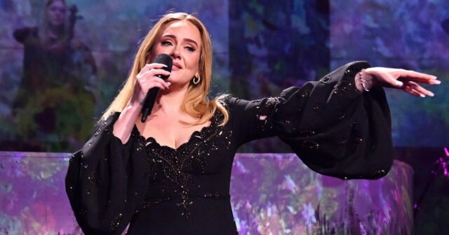 Adele weiß nicht, wann sie nach ihrem Aufenthalt in Las Vegas „wieder auftreten“ wird

