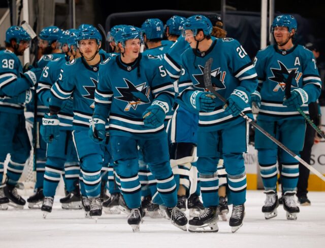 Der Rookie-Stürmer der Sharks gewinnt schnell das Vertrauen von Warsofsky, Beförderung ist offensichtlich

