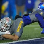 San Jose State verliert zu Hause gegen UNLV in einer schlampigen Nacht im Regen