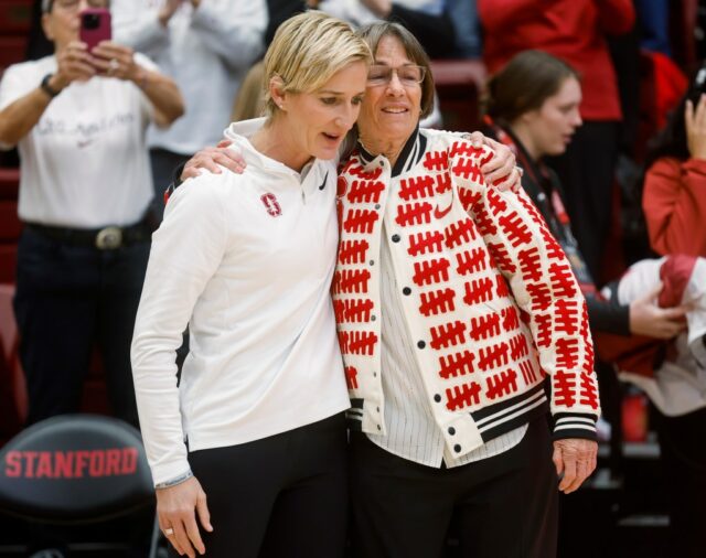 Stanford gewinnt das erste Spiel auf dem Tara VanDerveer Court mit einem entscheidenden Sieg über Gonzaga

