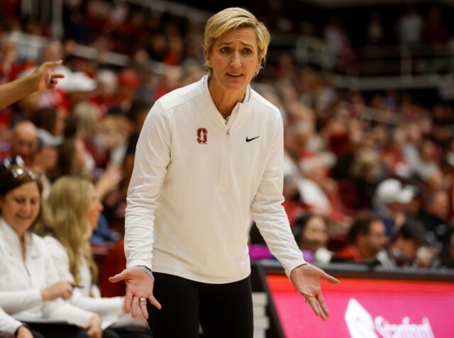 Die 24 Frauen von Stanford erleiden die erste Niederlage, 79-66 gegen Indiana

