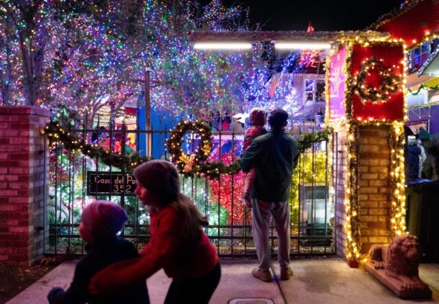 Die großen Erleuchter: 16 erstaunliche Weihnachtslichtspiele in der Bay Area

