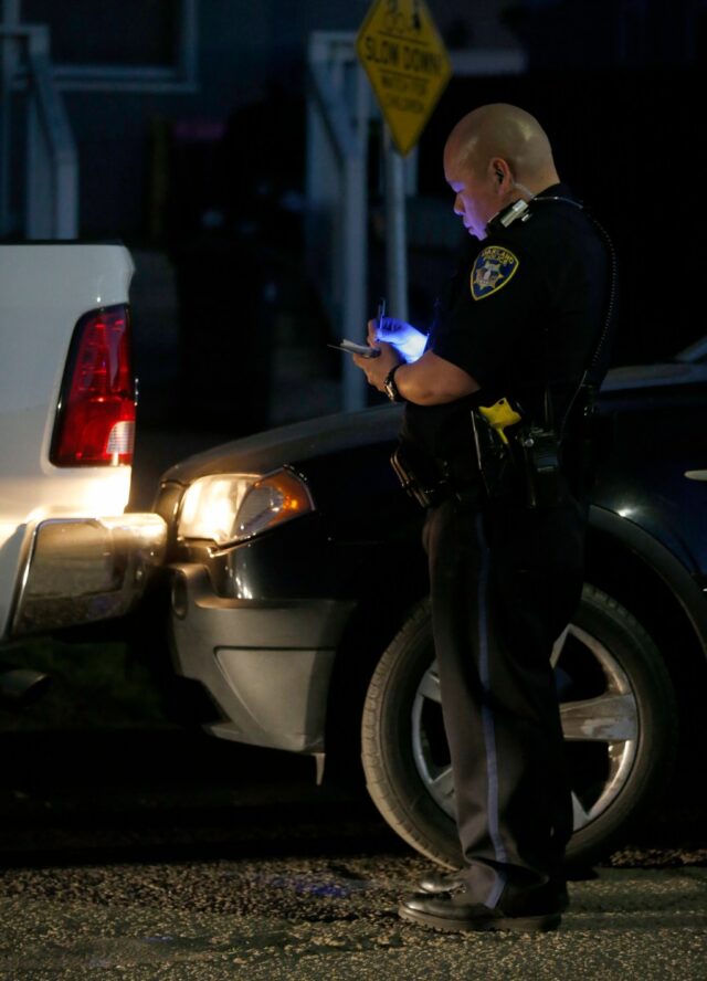 Oakland: Mann wegen Mordes angeklagt, nachdem jemand „untreu“ auf ein Auto gemalt hatte

