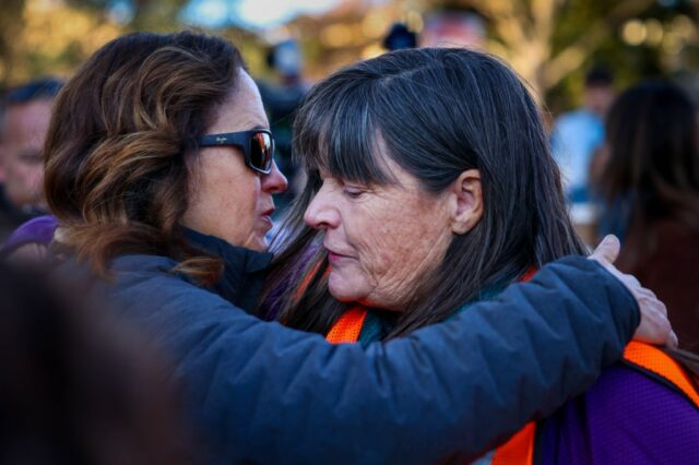 Feiertage sind eine Zeit, um Trauer und Gemeinschaft nach der Tragödie in East Bay zu teilen

