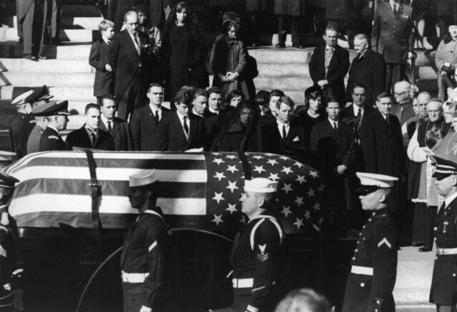 Heute in der Geschichte: 25. November, John F. Kennedy wurde in Arlington begraben

