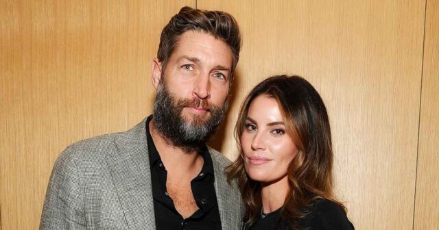 Jay Cutler und seine Freundin Samantha Robertson feiern bei der Premiere von „Yellowstone“, nachdem sie betrunken waren

