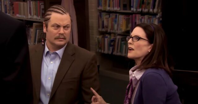 Nick Offerman und Megan Mullally erinnern sich an den Kuss bei „Parks and Rec“

