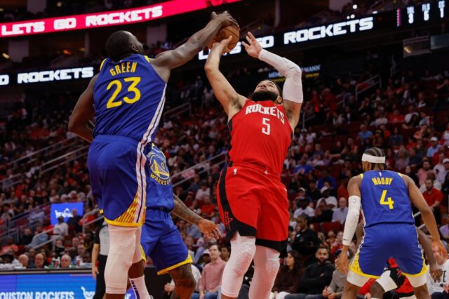 Die Warriors verlieren ihren 31-Punkte-Vorsprung, verhindern aber einen späten Zusammenbruch und schlagen die Rockets in der Verlängerung

