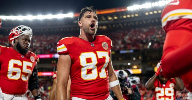 Travis Kelce ist nach der ersten Saisonniederlage der Chiefs immer noch „aufgeregt“.

