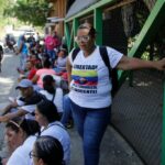 Venezuela lässt einige der Tausenden, die nach der Präsidentschaftswahl inhaftiert waren, aus dem Gefängnis frei