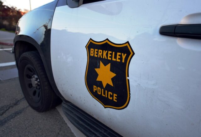 Motorrollerfahrer kommt bei Unfall in Berkeley ums Leben

