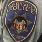 Polizei: Mann stirbt, nachdem er auf dem Parkplatz von Emeryville von seinem eigenen Lastwagen angefahren wurde