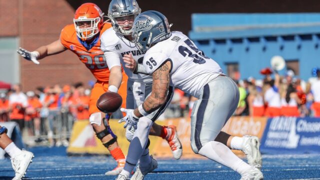 So schauen Sie sich Fußball zwischen Boise State und Nevada ohne Kabel an

