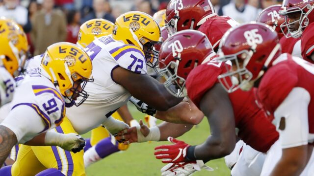 So schauen Sie sich Alabama vs. LSU Football ohne Kabel an

