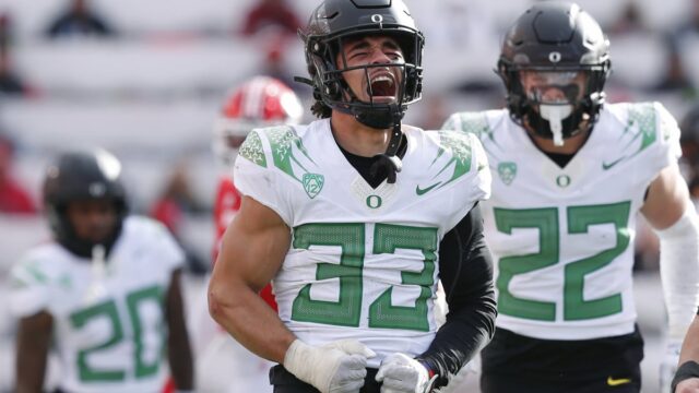 So schauen Sie Maryland-Oregon-Fußball ohne Kabel

