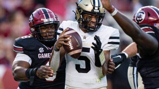 So sehen Sie South Carolina vs. Sehen Sie Vanderbilt-Fußball ohne Kabel

