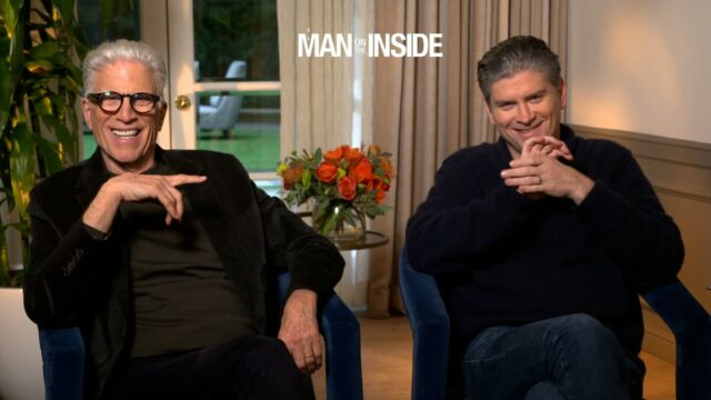 Ted Danson und Michael Schur über das Verlassen ihrer Komfortzone in „A Man on the Inside“.

