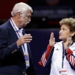 Der Turntrainer und umstrittene Bela Karolyi ist im Alter von 82 Jahren gestorben