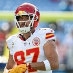 Travis Kelce sah, wie ein Kind von der Tribüne fiel und „lief weiter“