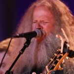 Sänger Jamey Johnson wurde wenige Tage nach der Veröffentlichung des ersten Albums seit über einem Jahrzehnt verhaftet