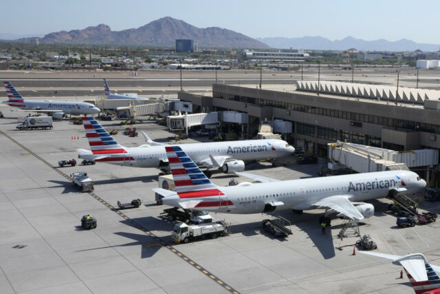 Die Flüge von American Airlines wurden heute Morgen eingestellt, wurden aber wieder aufgenommen

