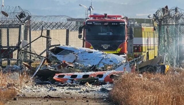 Südkoreanisches Flugzeug fängt bei der Landung Feuer, 62 Menschen sterben

