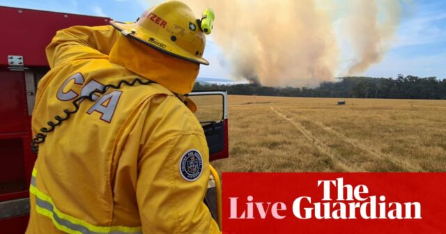 Victoria feuert Live-Updates ab: Notfallwarnungen zu Buschbränden und Straßensperrungen in Grampians, Vic; gefährliche Brandbedingungen in Südaustralien und NSW

