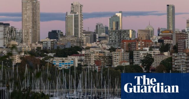 Mann stirbt nach Zusammenstoß von Yachten im Hafen von Sydney

