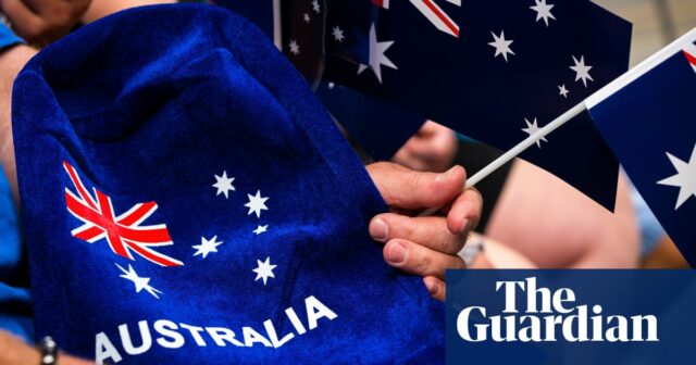 Woolworths verkauft im Rahmen der Richtlinie für 2024 Feiertagsartikel zum Australia Day

