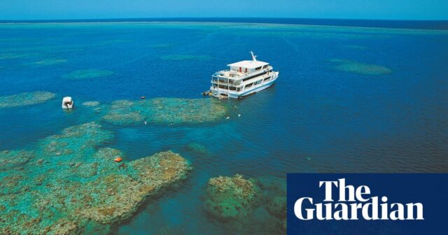 Kreuzfahrtschiffe werden aufgefordert, „ihre Taten zu bereinigen“, da befürchtet wird, dass giftige Abwässer auf das Great Barrier Reef geworfen werden

